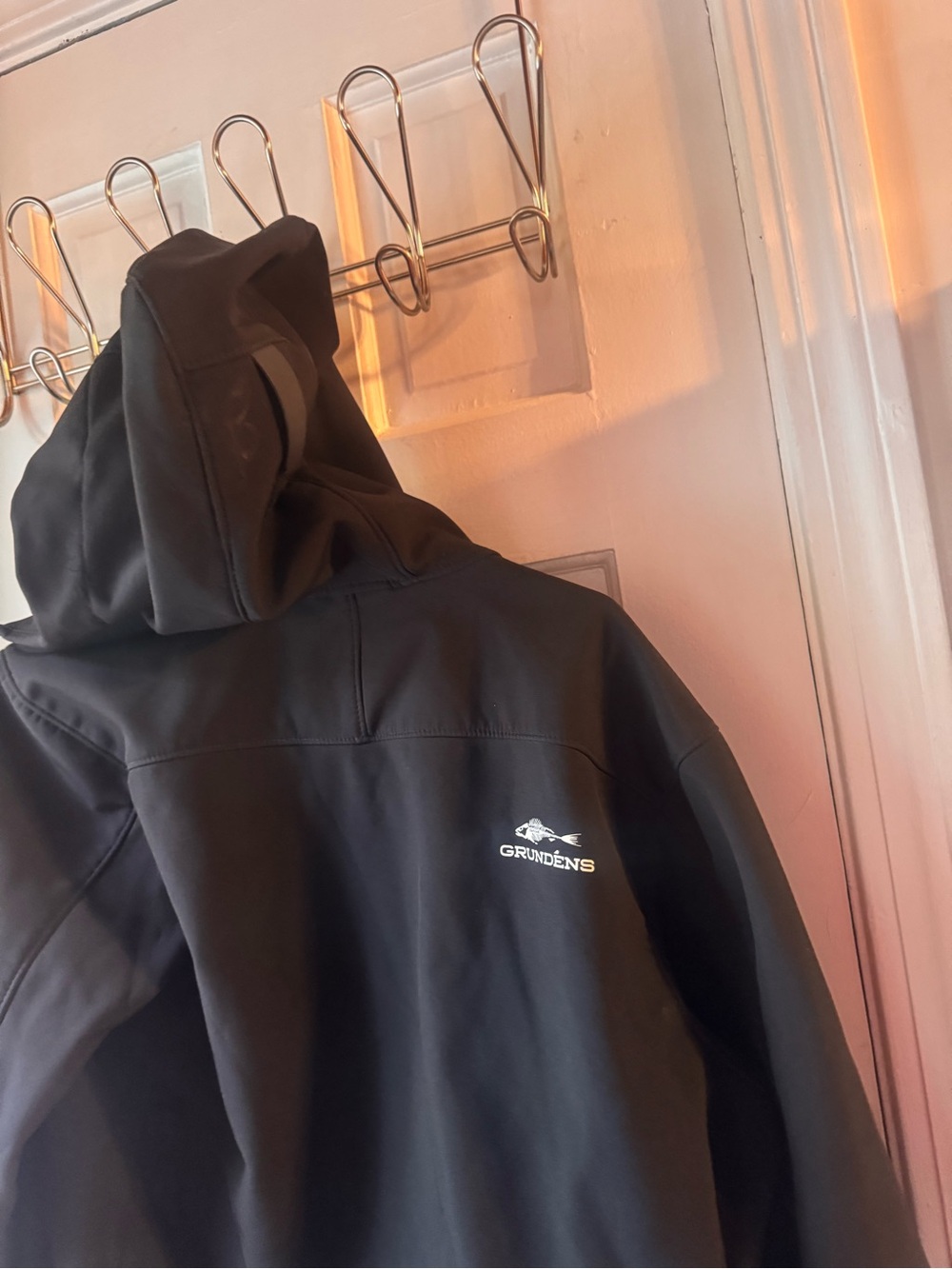 Grundens black hooded windbreaker jacket small fishing sport - Picture 4 of 6
